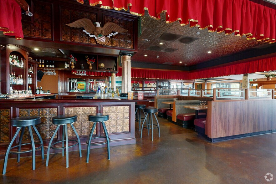 More Photos Of 11903 W 6th Avenue Frontage Rd, Lakewood Restaurant For Sale