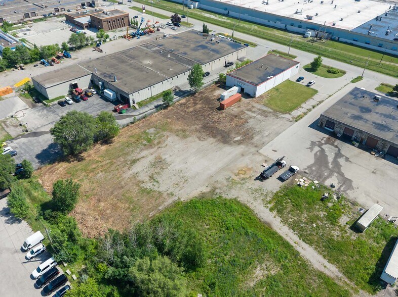 More Photos Of 480 Collier Macmillan Dr, Cambridge Warehouse For Sale