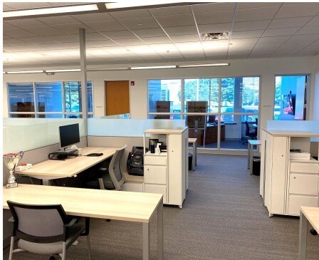 More Photos Of 2710 Bellingham Dr, Troy Research And Development For Lease