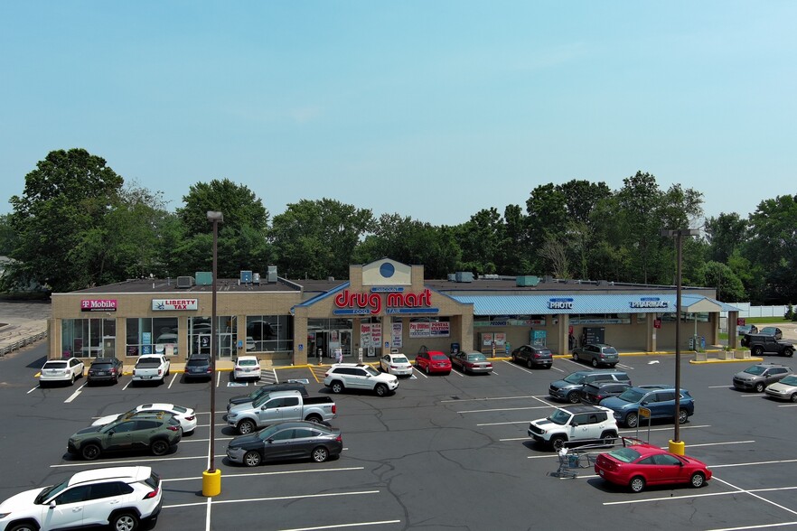 More Photos Of 699-711 Canton Rd, Akron Freestanding For Sale
