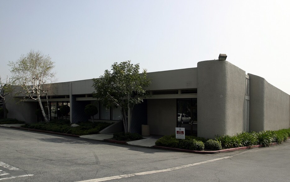 More Photos Of 701 S Myrtle Ave, Monrovia Office For Lease