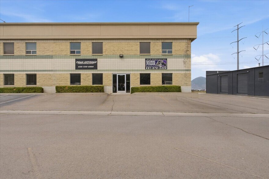 Primary Photo Of 14860 S Concord Park Dr, Bluffdale Light Distribution For Sale