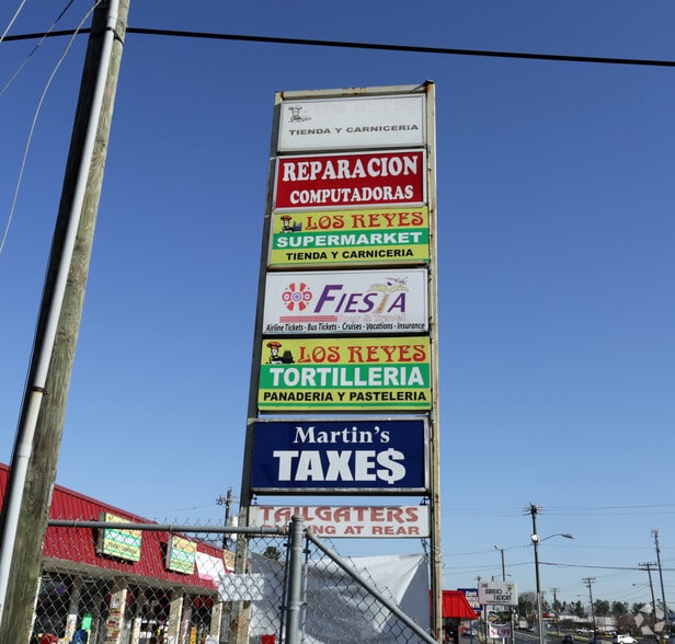 More Photos Of 5928-5938 South Blvd, Charlotte General Retail For Lease