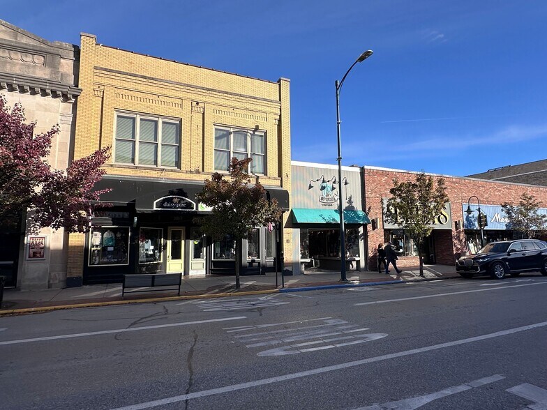 More Photos Of 207 E Front St, Traverse City General Retail For Sale