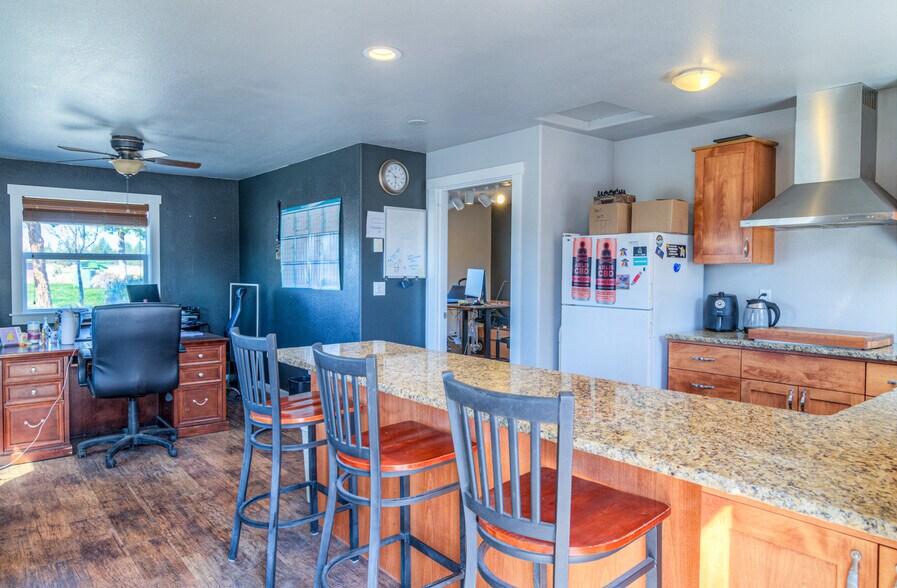 More Photos Of , Bend Unknown For Sale