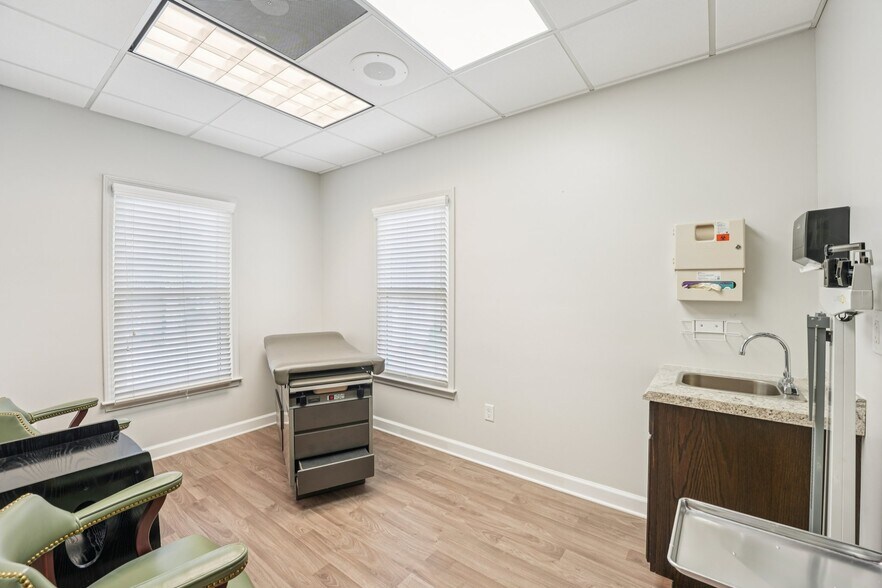 More Photos Of 6315 Amherst Ct, Peachtree Corners Office For Sale
