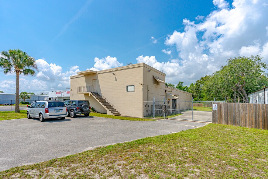 More Photos Of 974 S Nova Rd, Ormond Beach Industrial For Sale