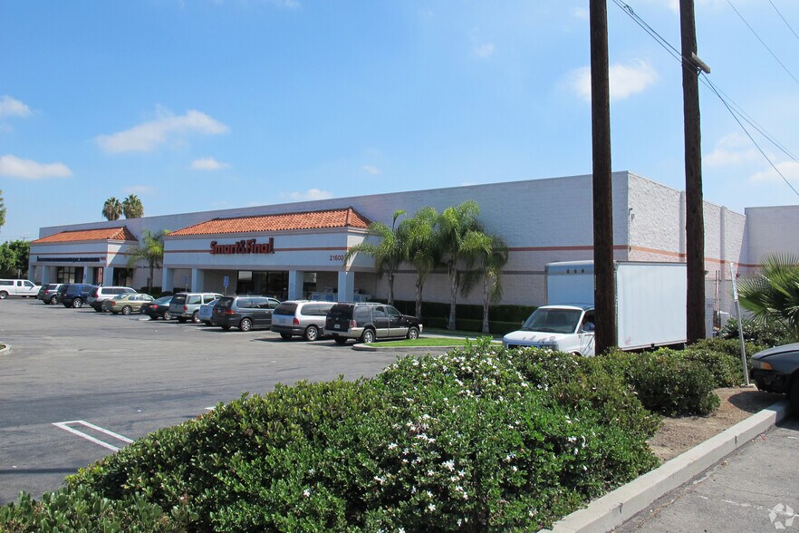 More Photos Of 21600-21602 S Vermont Ave, Torrance Unknown For Lease