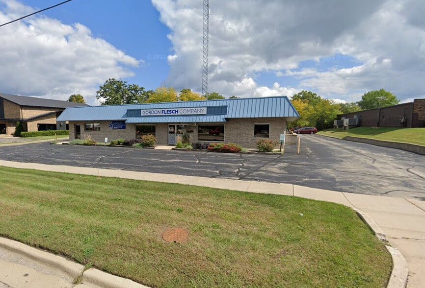 More Photos Of 1375 S Eastwood Dr, Woodstock Warehouse For Sale