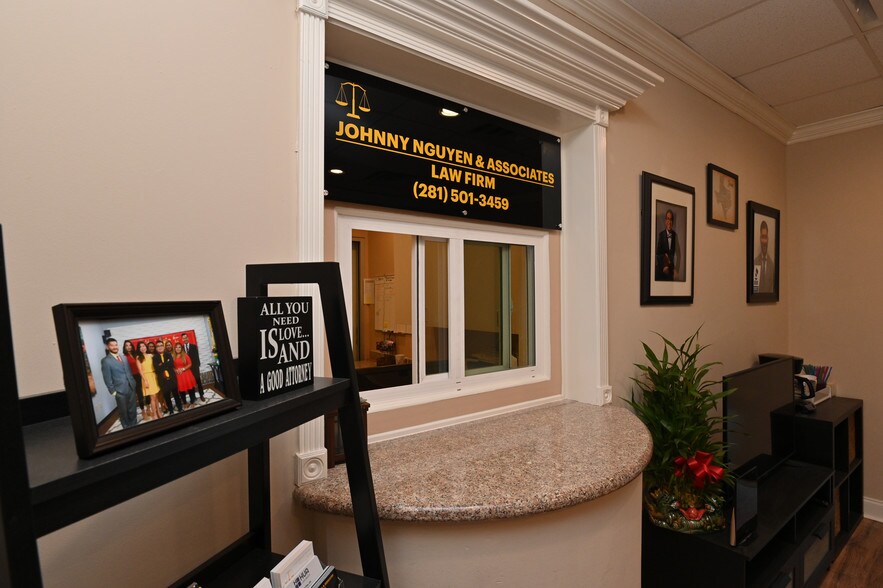 More Photos Of 2715 Fannin St, Houston Medical For Sale