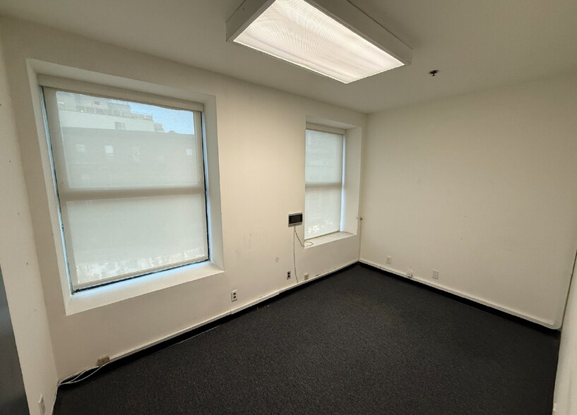 More Photos Of 206-212 Canal St, New York Office Residential For Sale