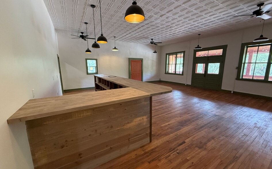 More Photos Of 17526 NM-4 Hwy, Jemez Springs Restaurant For Lease