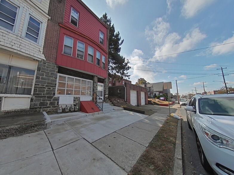 More Photos Of 202 Macdade Blvd, Collingdale Apartments For Sale