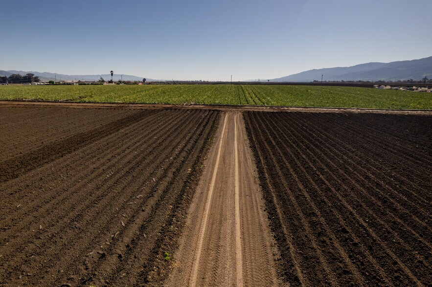 More Photos Of Somavia Rd, Salinas Land For Sale