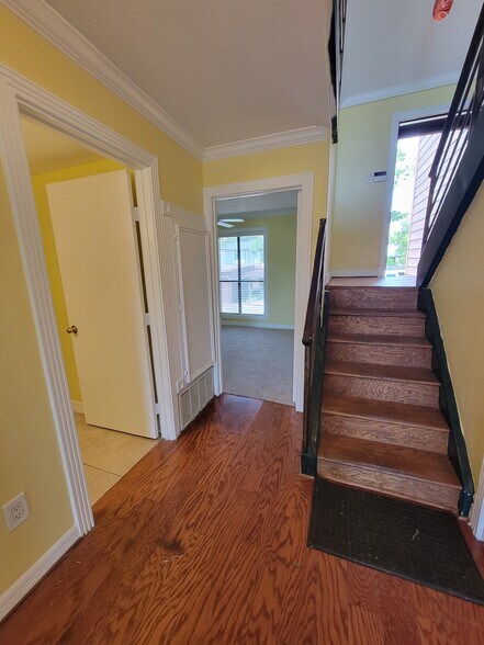 More Photos Of 2318 Crows Nest Dr, League City Specialty For Sale