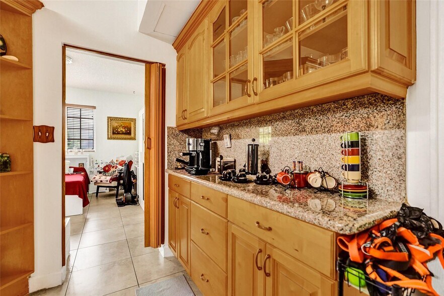 More Photos Of 2024 Alton Rd, Miami Beach Apartments For Sale