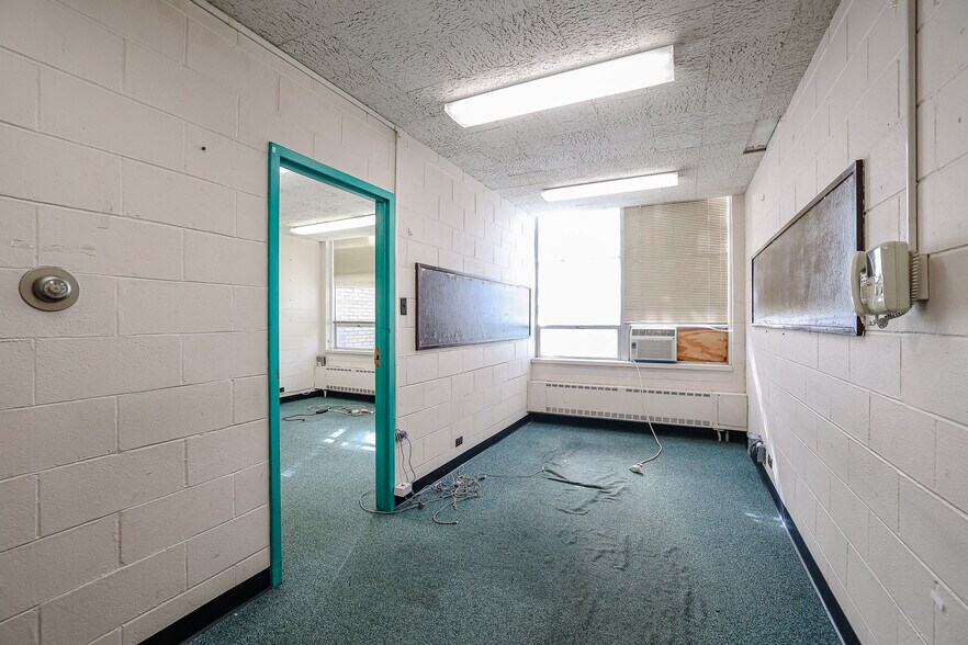 More Photos Of 331 George St, West Chicago Schools For Sale