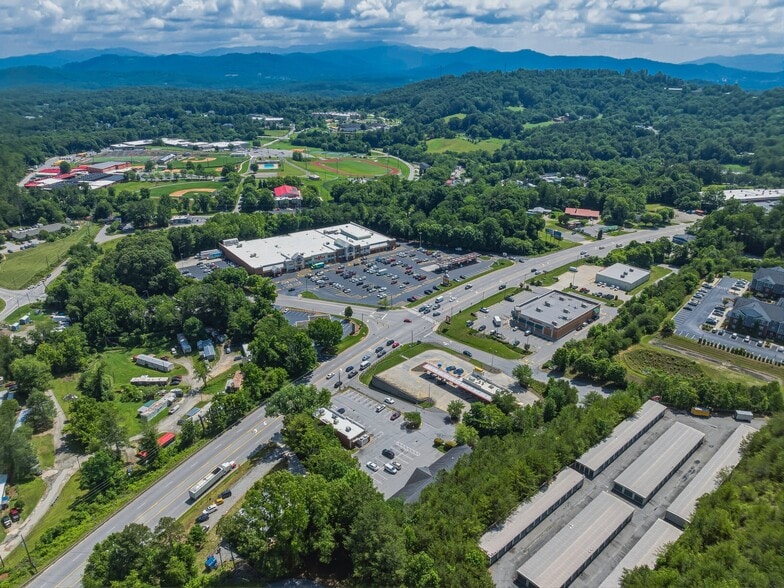 More Photos Of 9 Fallen Spruce Dr, Asheville General Retail For Sale