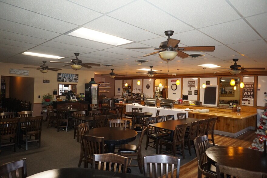 More Photos Of 540-534 Pawling Ave, Troy Freestanding For Lease