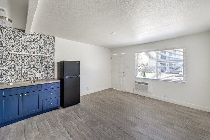 More Photos Of 119 W New York Ave, Las Vegas Apartments For Sale