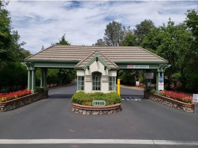 More Photos Of Old Oregon Trl, Redding Land For Sale