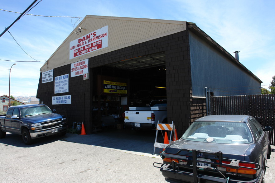 More Photos Of 270 San Jose Ave, San Jose Service For Sale