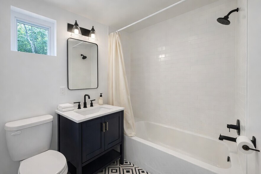 More Photos Of 586 Old Route 23, Cairo Multifamily For Sale