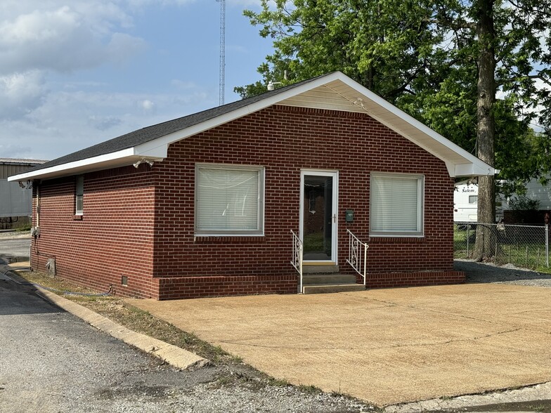 Primary Photo Of 103 Garland St, Greenfield Office For Sale