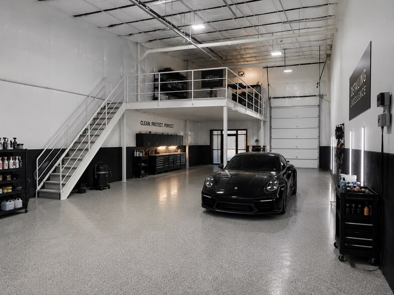 More Photos Of 183 Crossing, Lockhart Warehouse For Sale