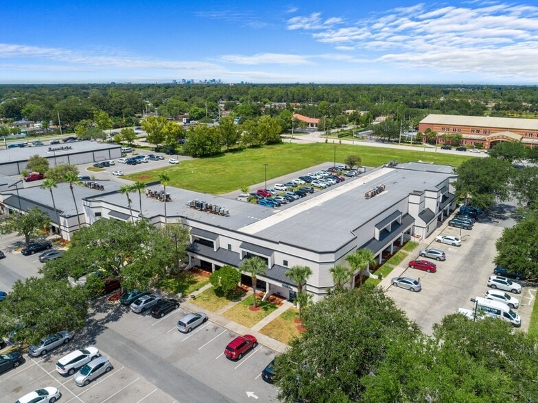 Primary Photo Of 5449 S Semoran Blvd, Orlando Unknown For Lease