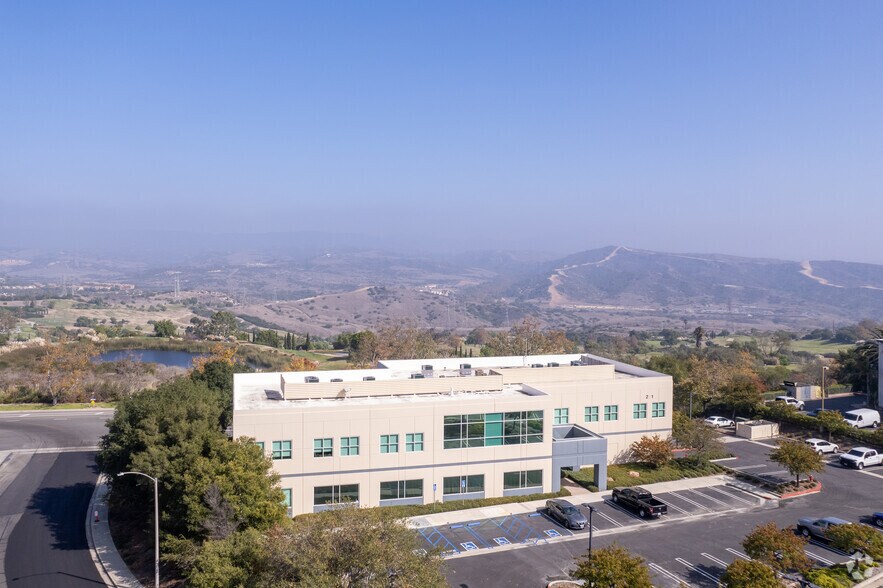 More Photos Of 201 Avenida Fabricante, San Clemente Office For Sale