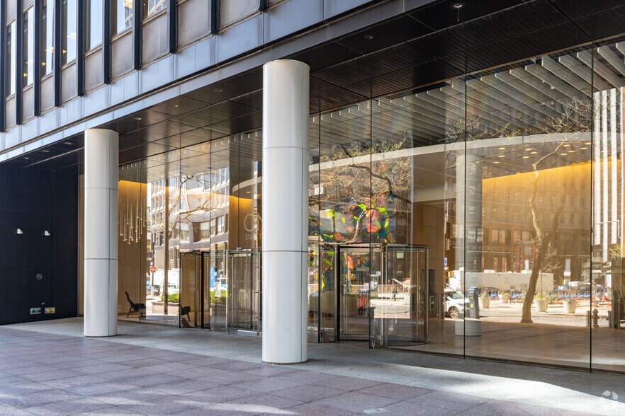 More Photos Of One State Street Plz, New York Office For Lease