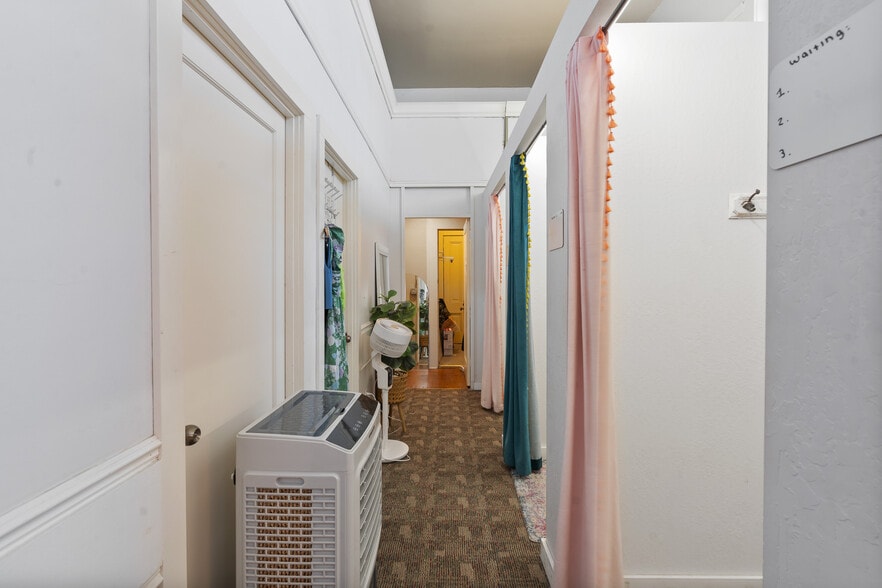 More Photos Of 106 W J St, Benicia Office For Sale