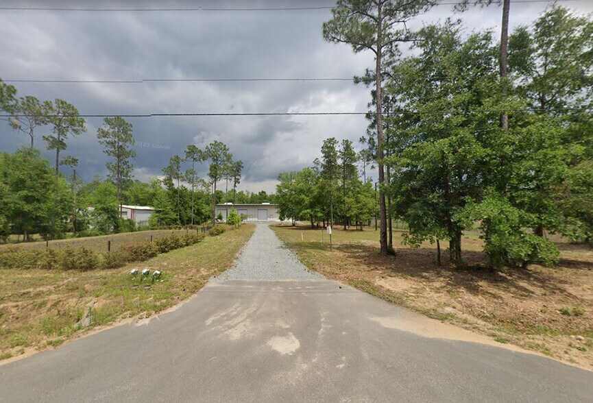 More Photos Of 4417 Entrepot Blvd, Tallahassee Flex For Lease
