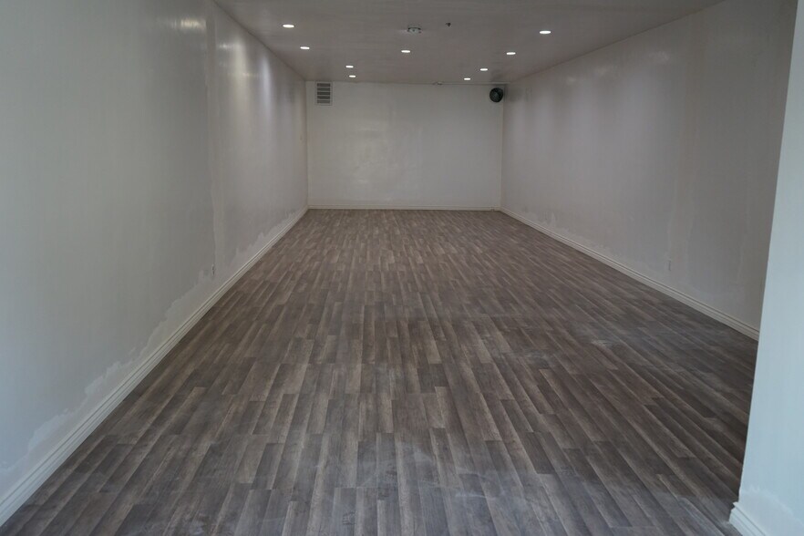 More Photos Of 10623 Burbank Blvd, North Hollywood Loft Creative Space For Sale