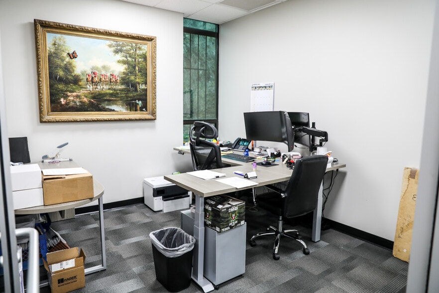 More Photos Of 4695 S Atlanta Rd, Smyrna Office For Sale