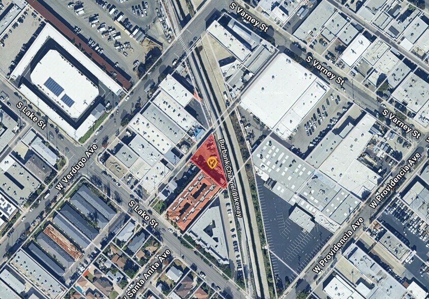 More Photos Of 418 S Lake St, Burbank Contractor Storage Yard For Sale