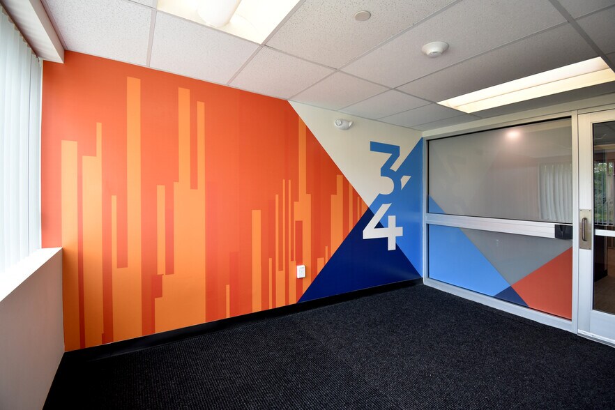 More Photos Of 34 Commerce Way, Woburn Research And Development For Lease