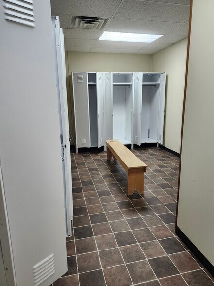 More Photos Of 826 Franklin Rd, Mercer Medical For Lease