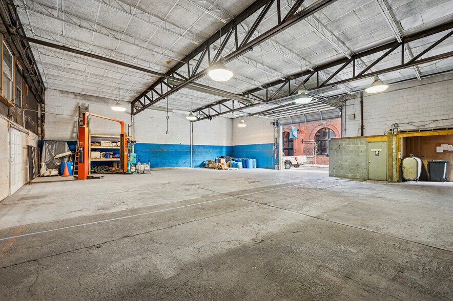 More Photos Of 2418 Martha St, Philadelphia Industrial For Lease