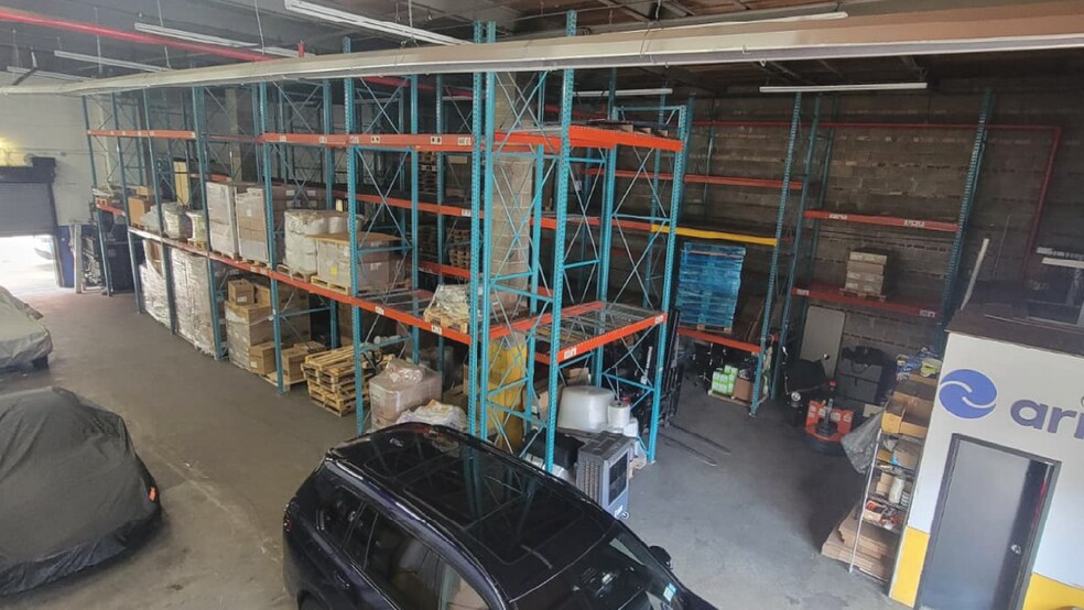 More Photos Of 9411 Ditmas Ave, Brooklyn Warehouse For Lease