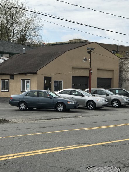 More Photos Of 926 Wyoming Ave, Scranton Auto Repair For Sale