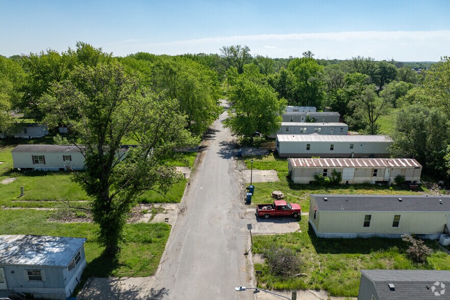 More Photos Of 1350 S Brookside St, Centralia Trailer Camper Park For Sale