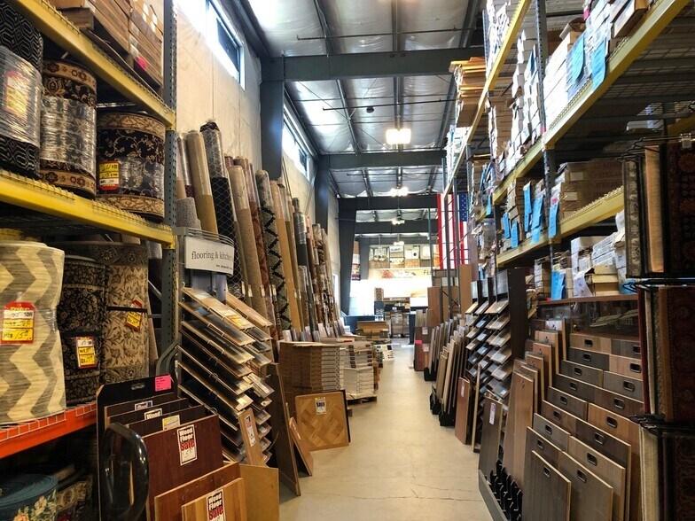 More Photos Of 267 Saw Mill River Rd, Elmsford Freestanding For Sale