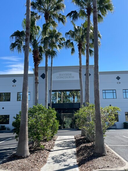 More Photos Of 15500 Lightwave Dr, Clearwater Office For Lease