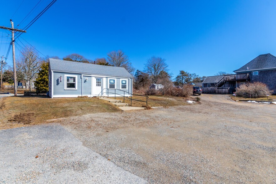 More Photos Of 1772 Main St, Chatham Freestanding For Sale