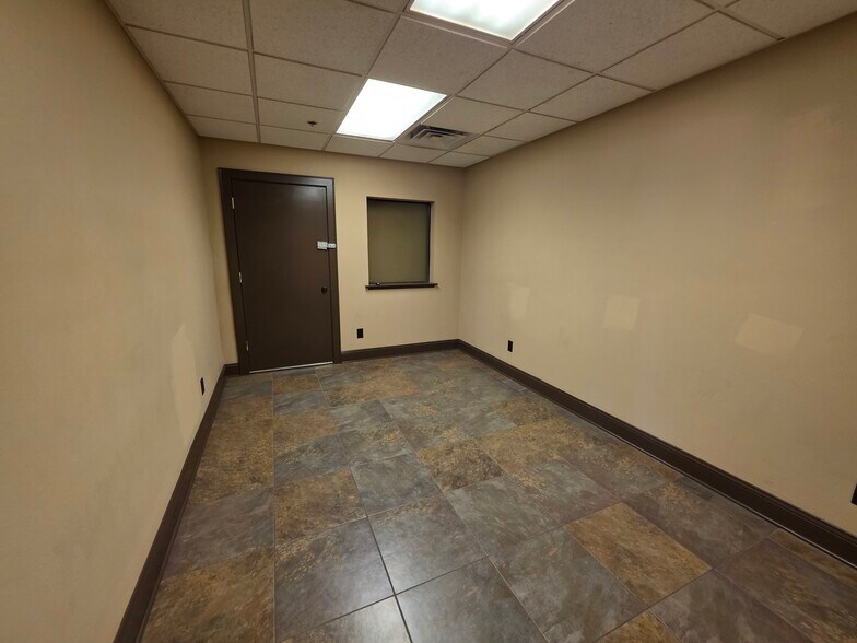 More Photos Of 13290 Contractors Dr, Chico Manufacturing For Lease