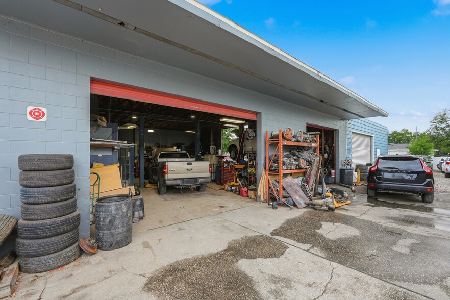 More Photos Of 6512 Old Cheney Hwy, Orlando Industrial For Sale