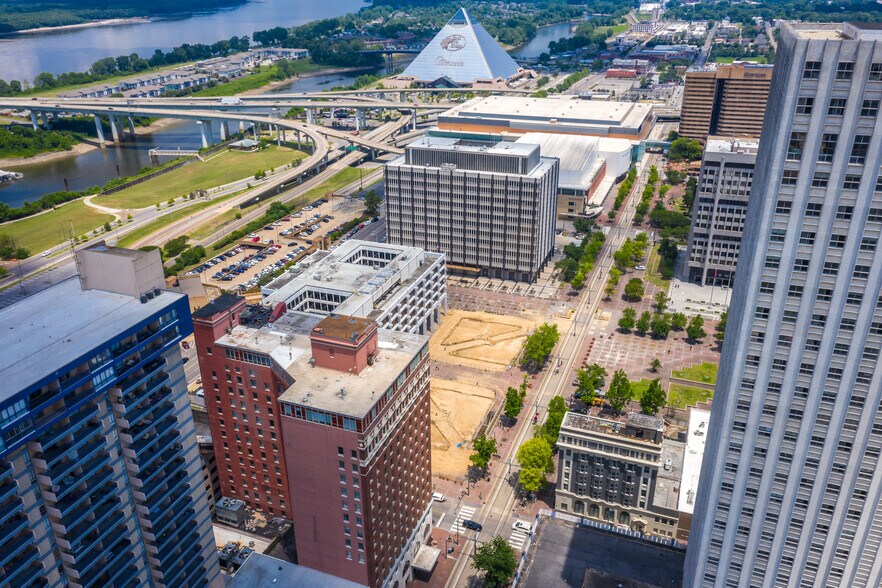 More Photos Of 109 N Main St, Memphis Apartments For Sale