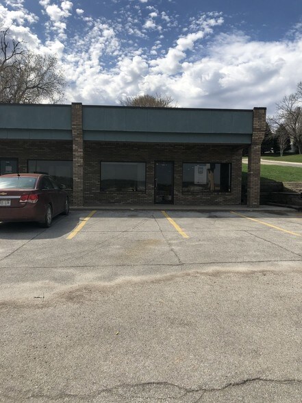 More Photos Of 8045 L St, Omaha Loft Creative Space For Sale